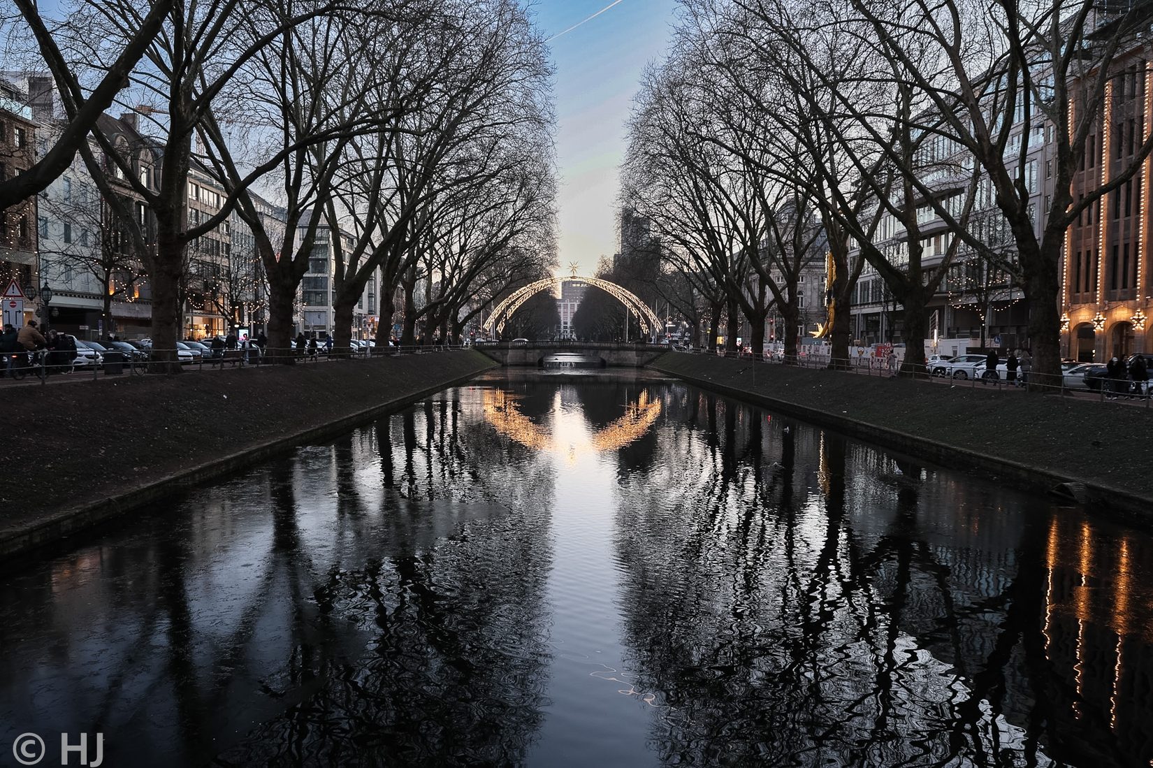 Stadsfotografie kanaal avondlicht - Hilde Joachum